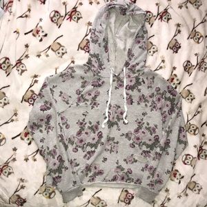 🌹Distressed Rose Sweatshirt 🌹